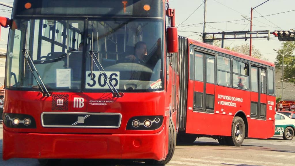 Cierre de estaciones de la Línea 6 del Metrobús