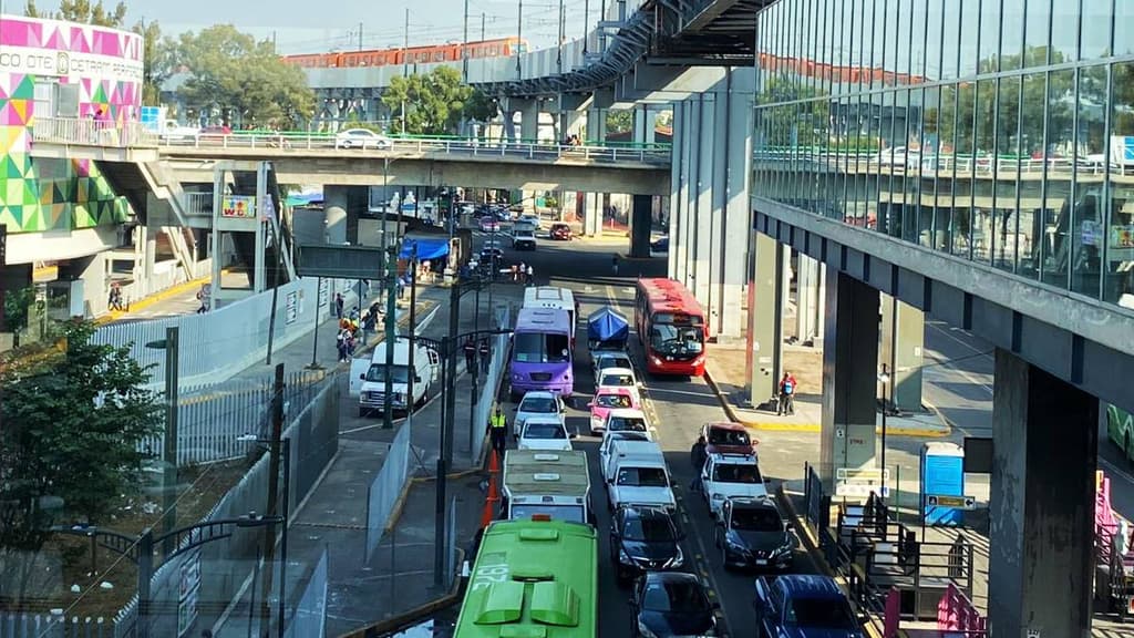 Cómo llegar desde Tláhuac al Metro Periférico Oriente de la Línea 12