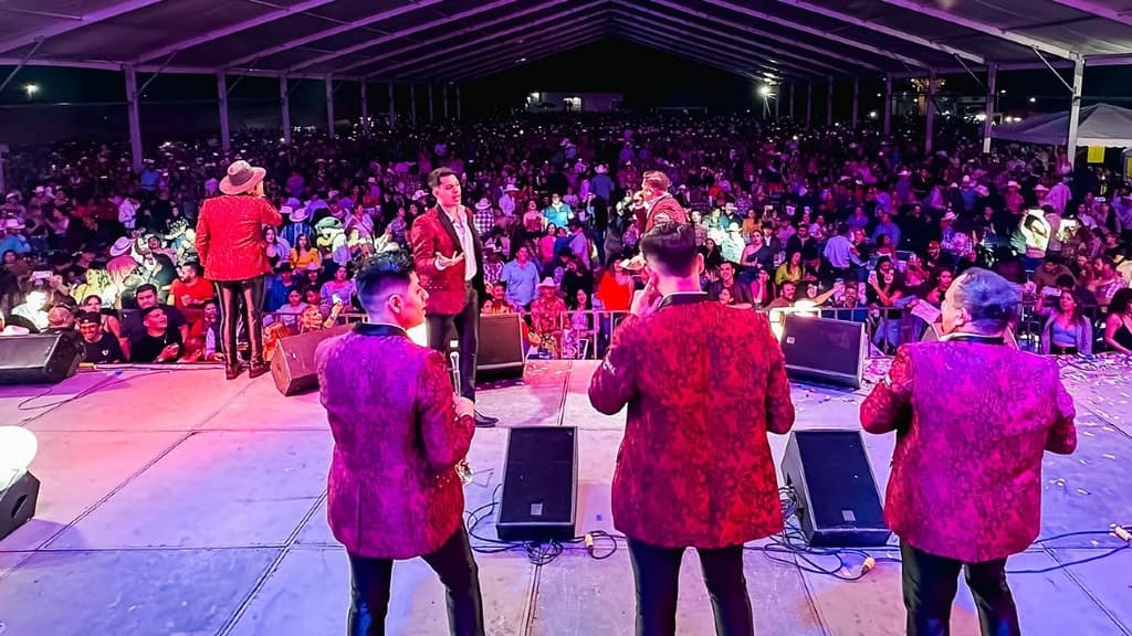 arrolladora banda el limón concierto