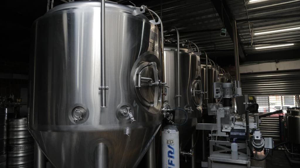 Fábrica de cerveza Falling Piano.