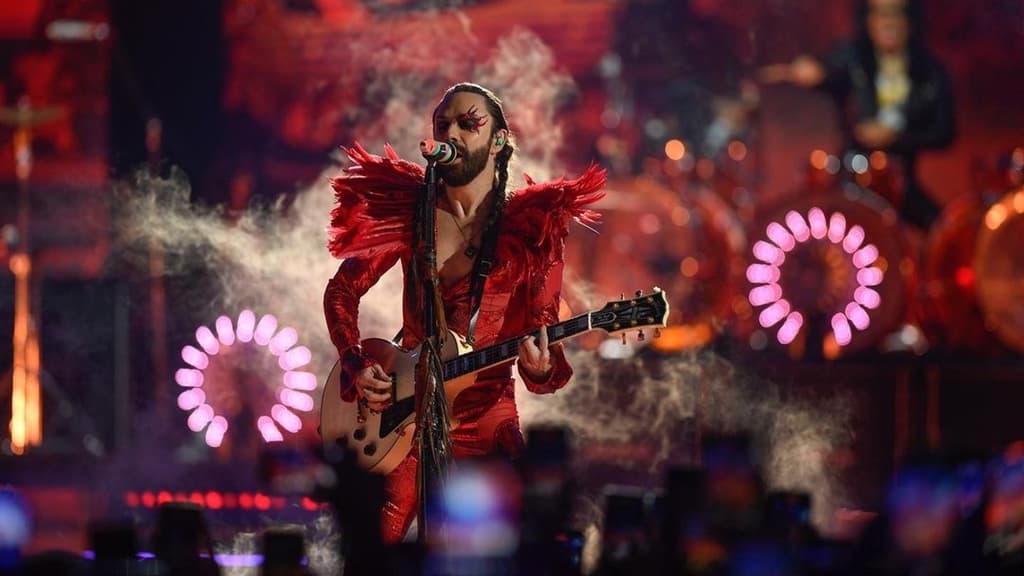 moderatto jay de la cueva