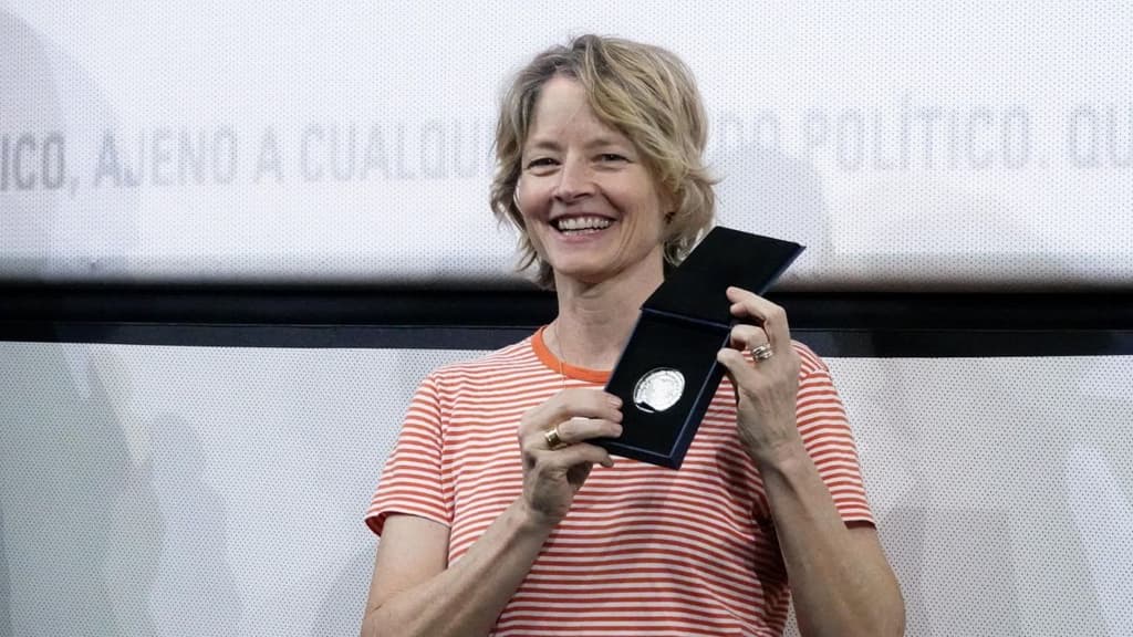 Jodie Foster recibe la Medalla de la Filmoteca UNAM.