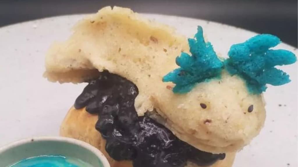 Wow Xolota, tamal en forma de ajolote.