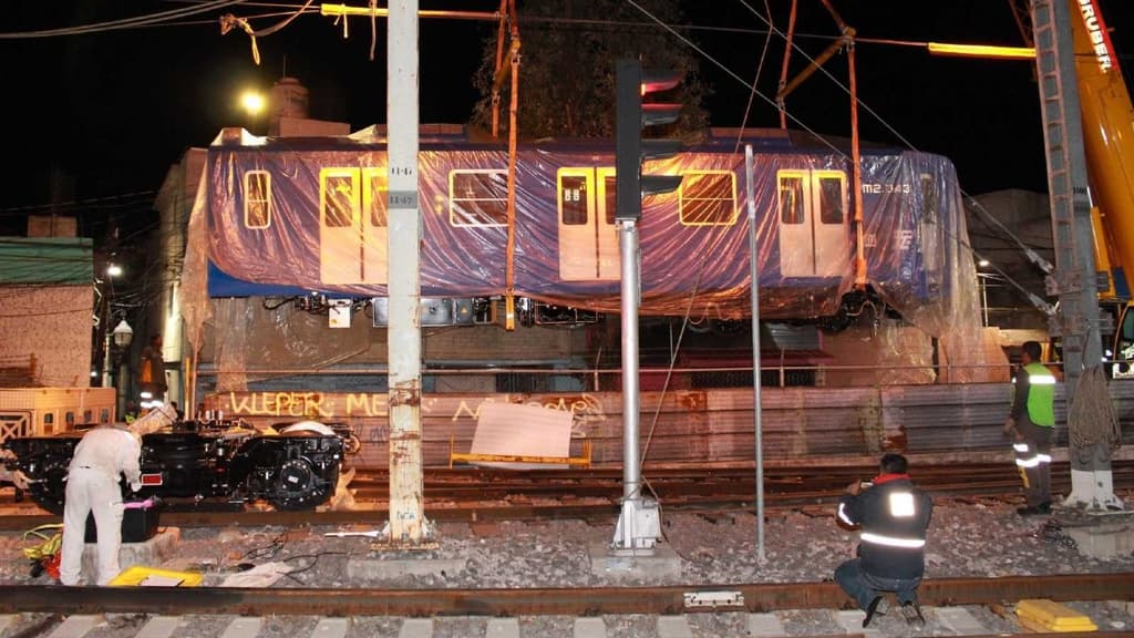 tren ligero cdmx gregorio santiago