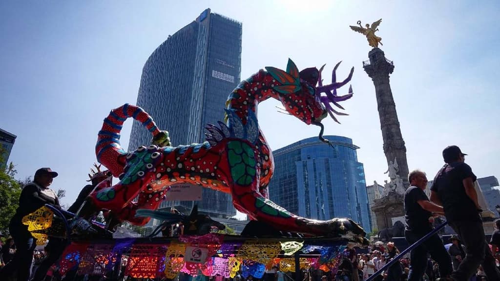 Desfile de Alebrijes Monumentales 2024 en CDMX