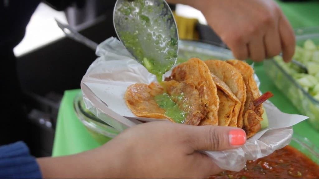 Repartirán tacos de canasta gratis en CDMX