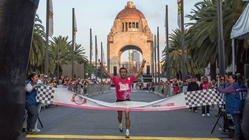 Gran Carrera del Monumento a la Revolución