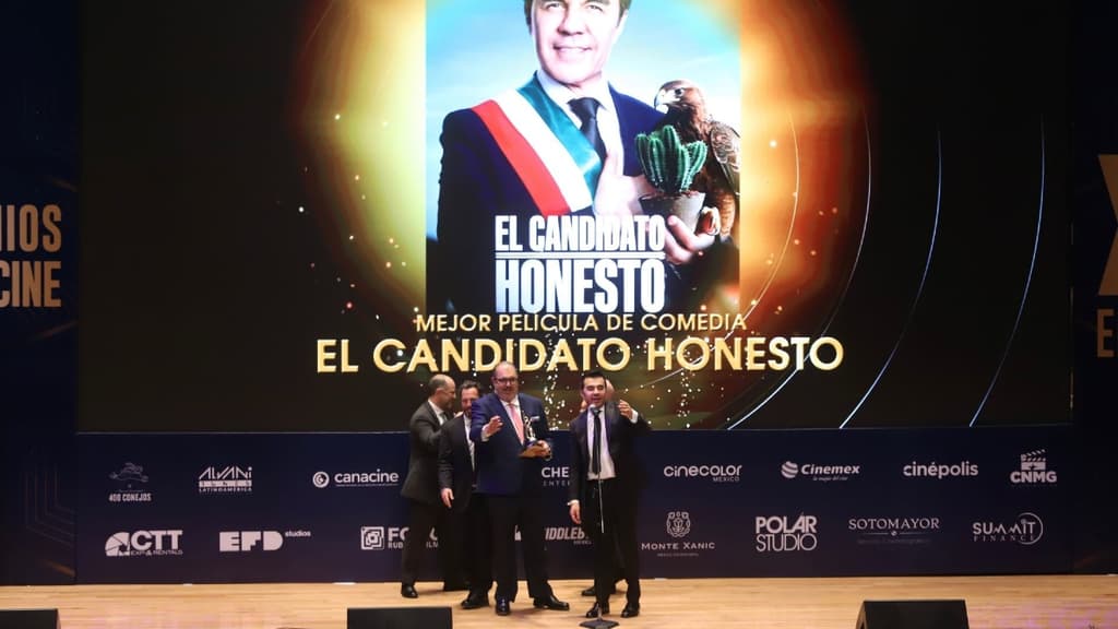 El candidato honesto premios canacine