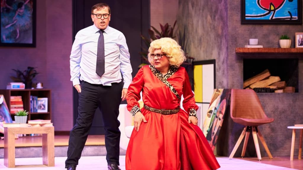 La Señora Presidenta regresa con Arath de la Torre y Mario Bezares en una comedia imperdible