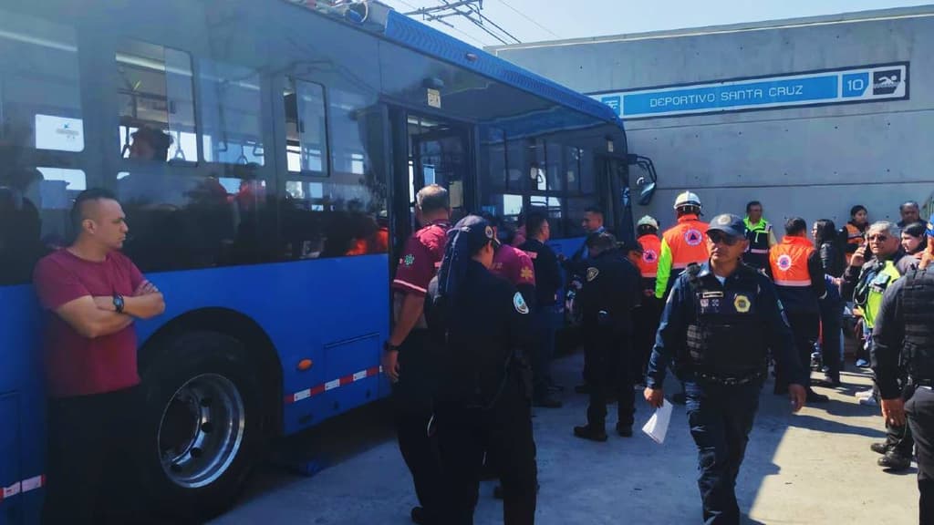 Choque del Trolebús Elevado