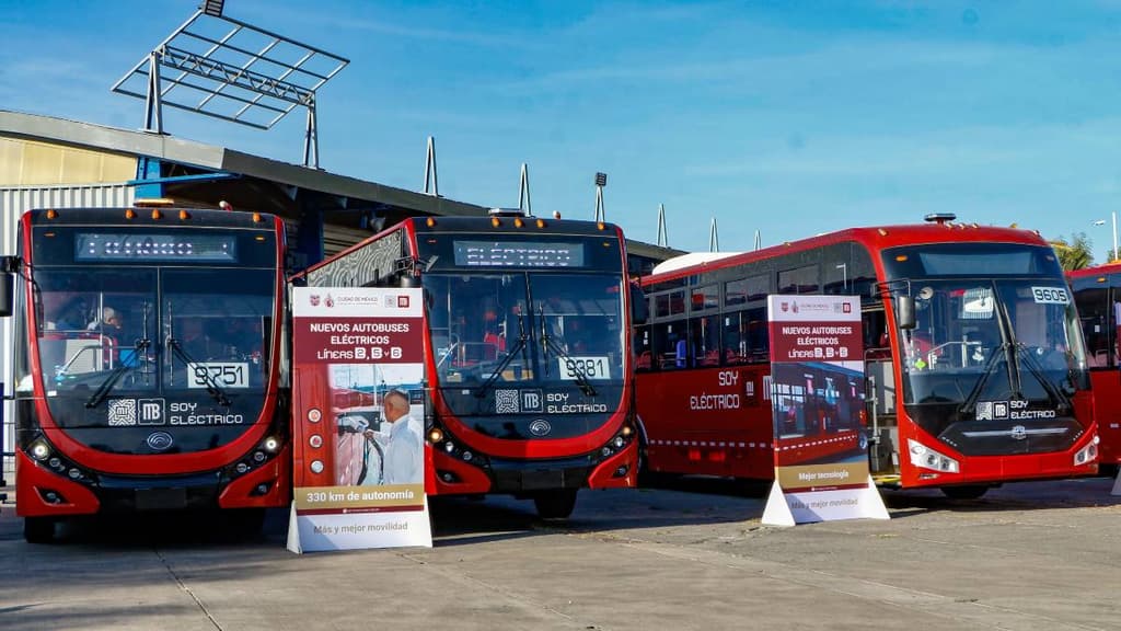Nuevos autobuses eléctricos del Metrobús