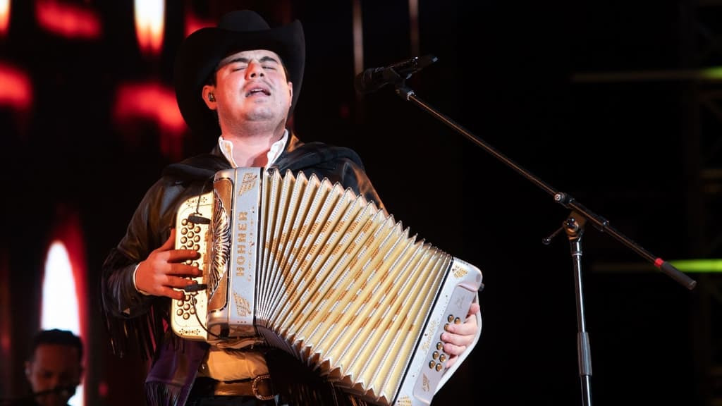 alfredo olivas conciertos