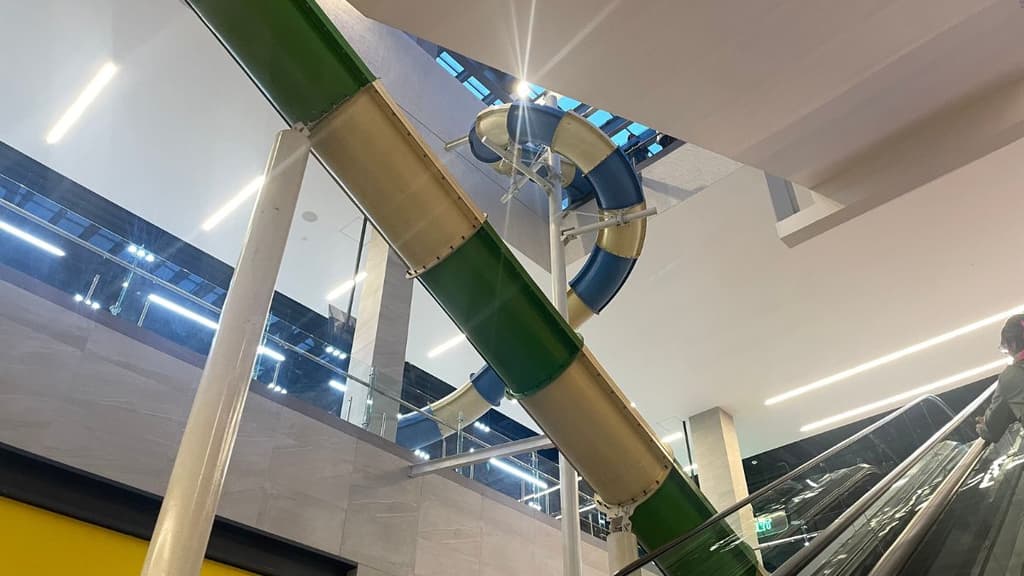 Patio Martín Carrera, plaza CDMX.