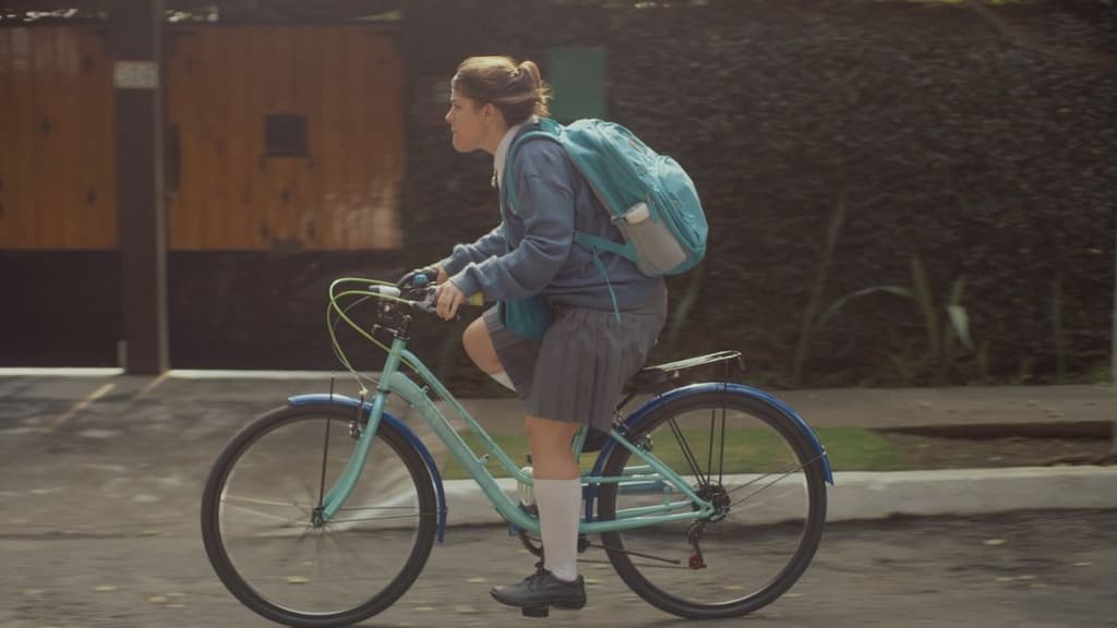 Efímera: Una película sobre la vida, la muerte y el amor adolescente