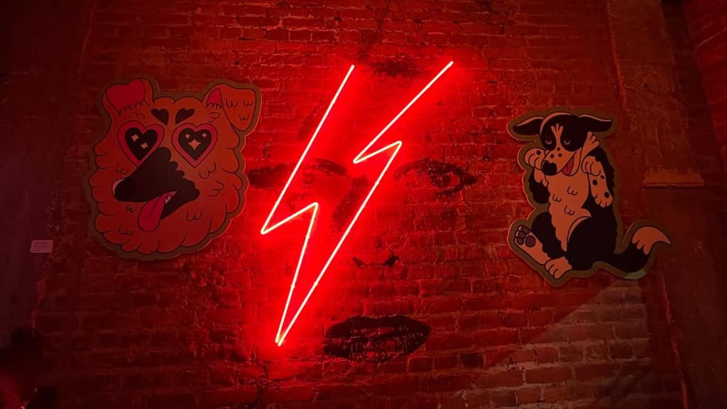 Perro Amor, exposición de Andonella.