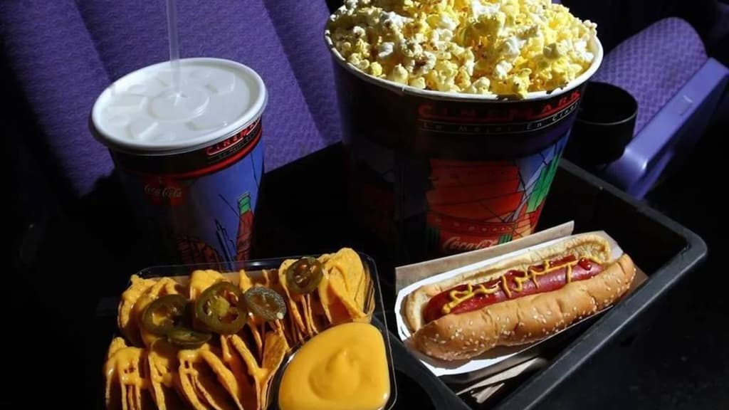 ¿Se puede entrar con comida al cine? Esto dice la profeco