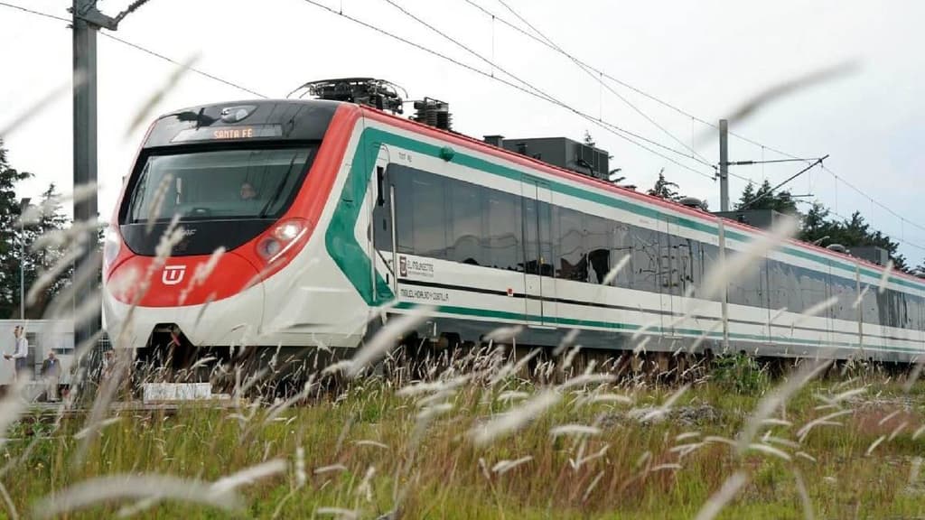 Tren México-Pachuca