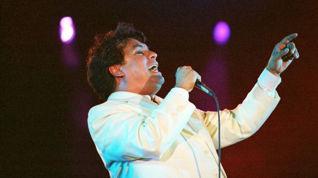 Tributo sinfónico a Juan Gabriel para celebrar el Día de las Madres con pura emoción