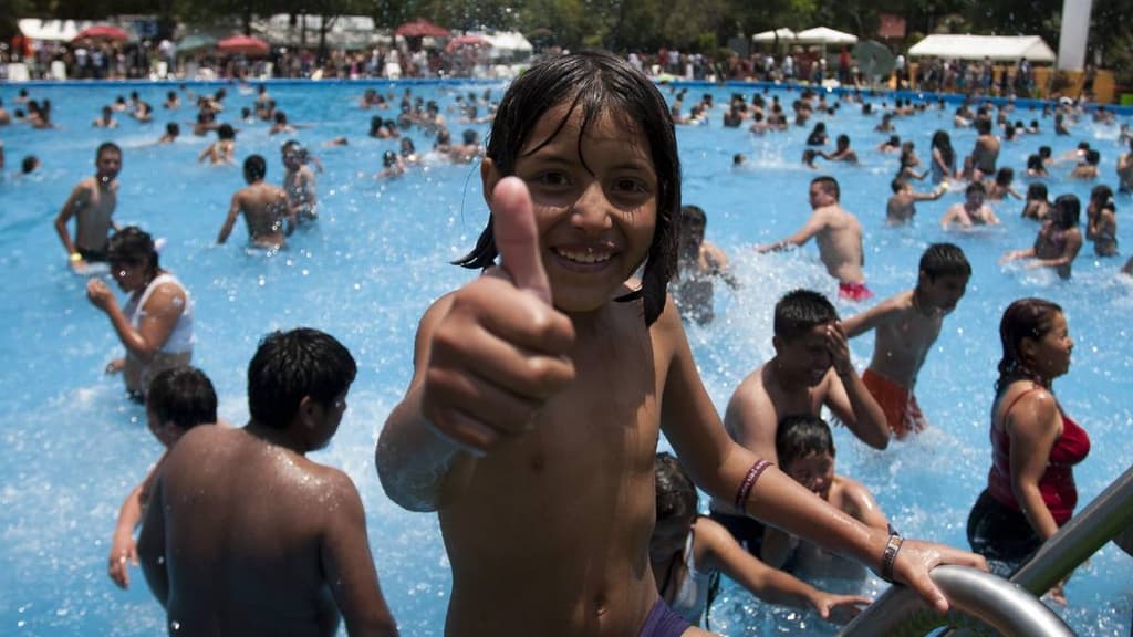 En mayo de 2025 habrá dos puentes, un feriado oficial y cuatro días sin clases en total