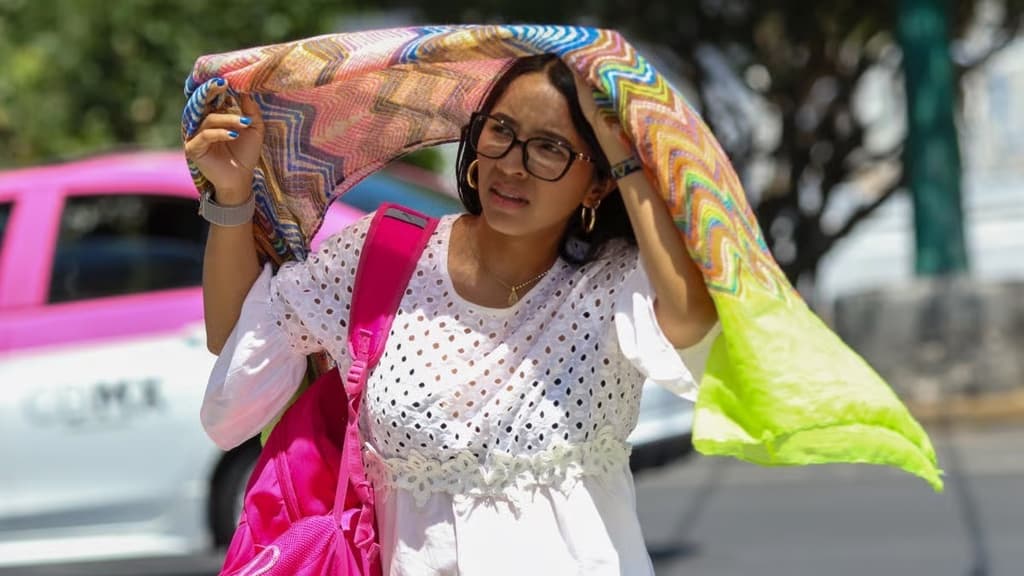 Qué es la canícula 2025 y cómo sobrevivir al calor extremo en México | Foto: Cuartoscuro