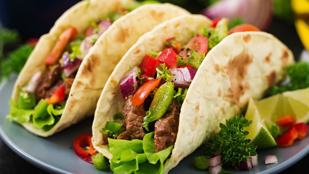 Fiesta del 15 de septiembre en el Museo del Tequila: buffet, tequila y fuegos artificiales | Foto: Canva