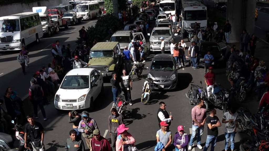 Marcha de transportistas con bloqueos en CDMX y Edomex hoy, 3 de noviembre