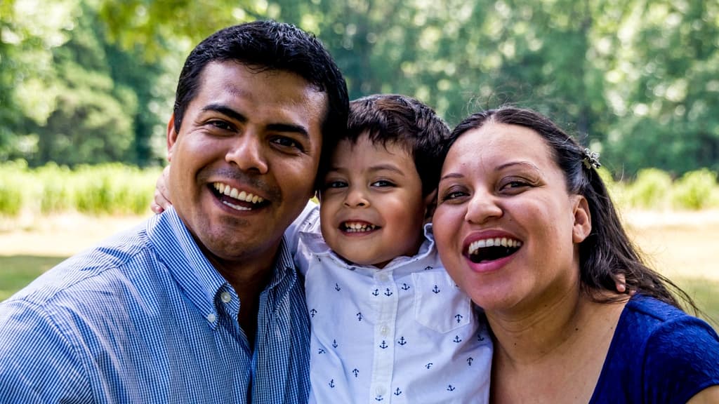 ¿Qué es la crianza positiva? Unicef tiene un curso en línea gratuito para madres, padres y cuidadores