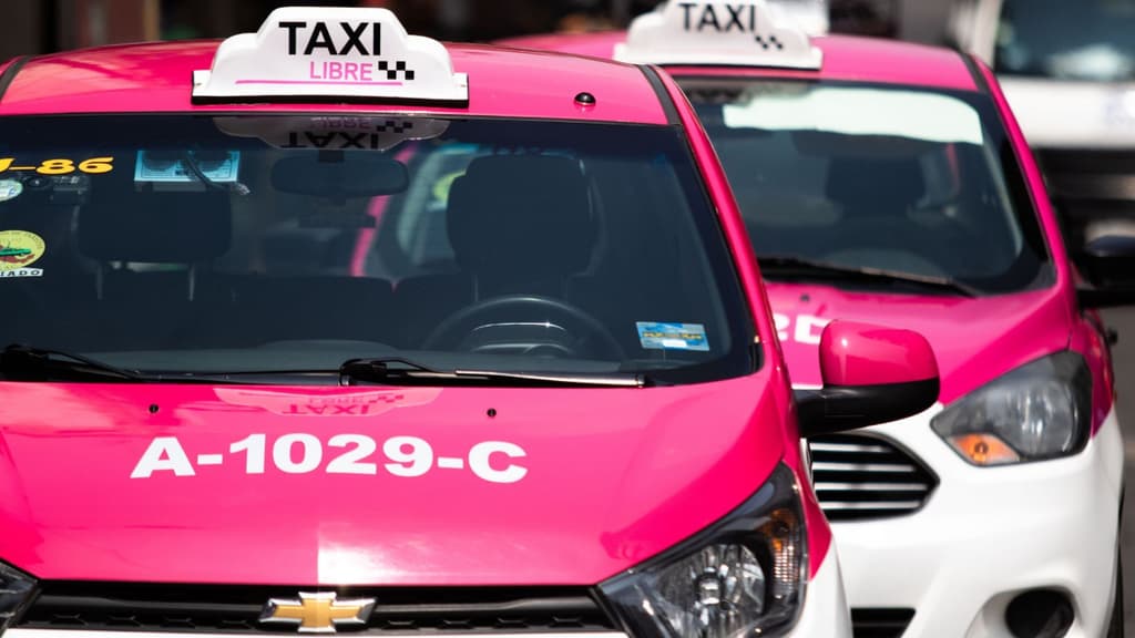 CDMX modernizará taxis rumbo al Mundial 2026: alistan app y capacitación turística para conductores
