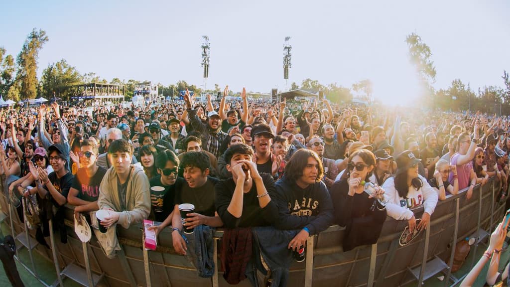 Alejandro Soberón, ceo de Ocesa recibe Medalla de Oro.