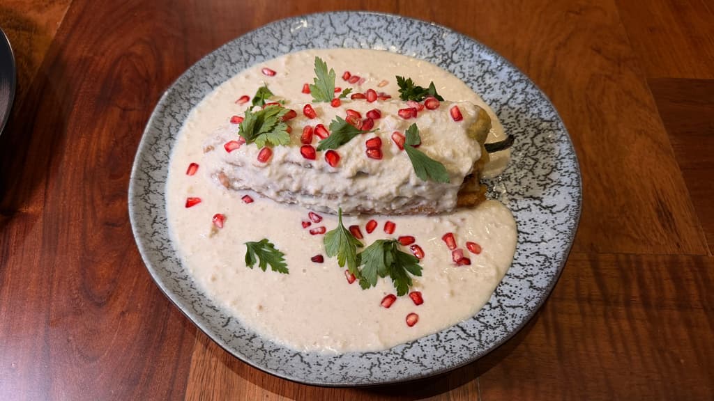 chile en nogada del chef Ángel Vázquez