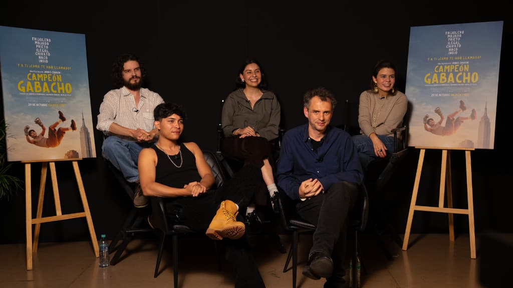Mateo Cuarón, Aura Xilonen, Gabriela Rodríguez, Juan Daniel García Treviño y Jonás Cuarón (de izquierda a derecha).