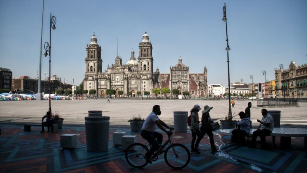maqueta monumental en el zócalo