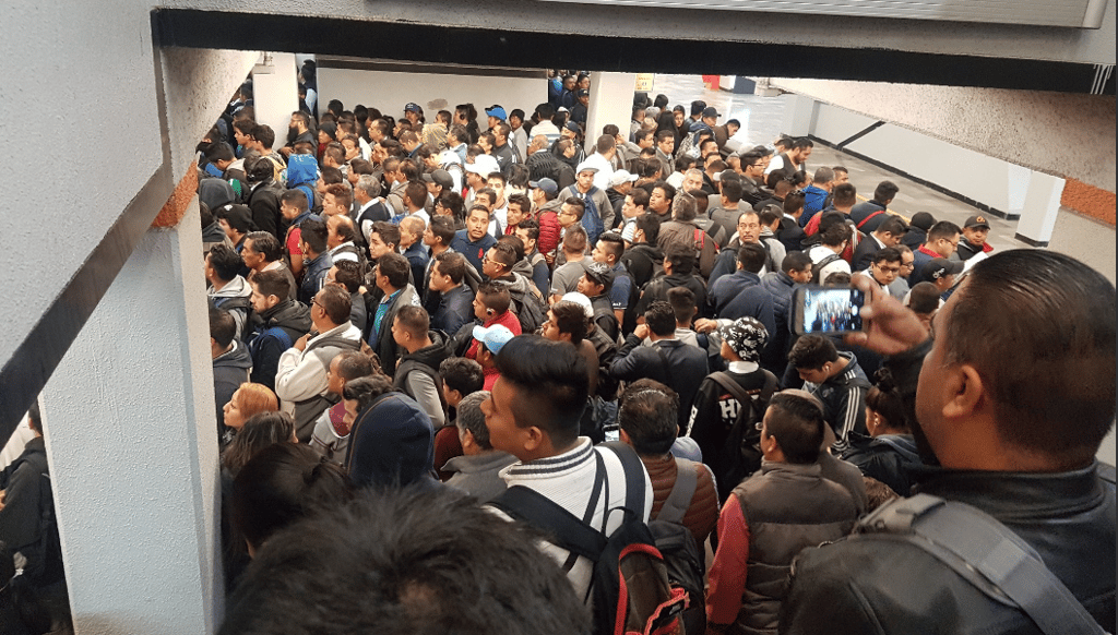 Caos en la línea 1 del metro