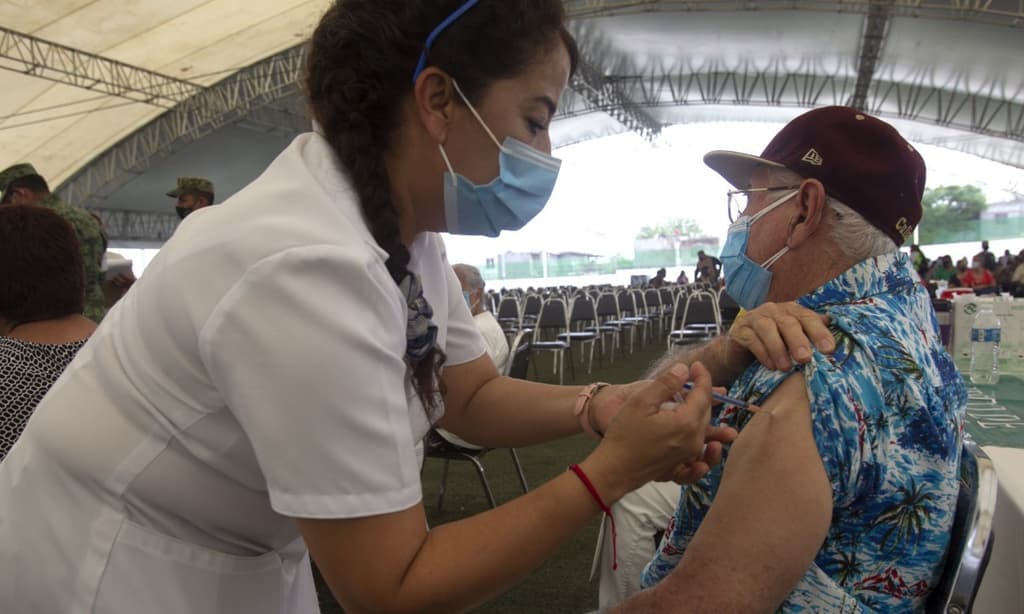 vacunación en Coyoacán y Venustiano Carranza