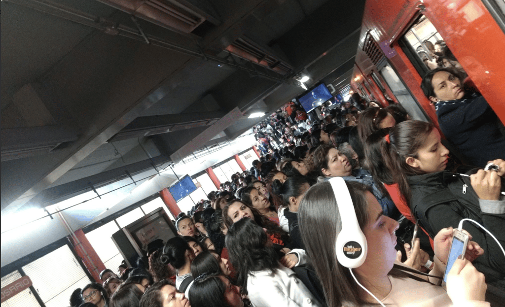 fallas en tres líneas del Metro