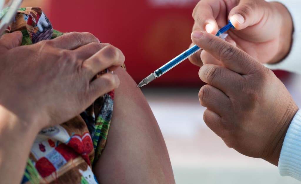 vacunación masiva en méxico conra covid-19