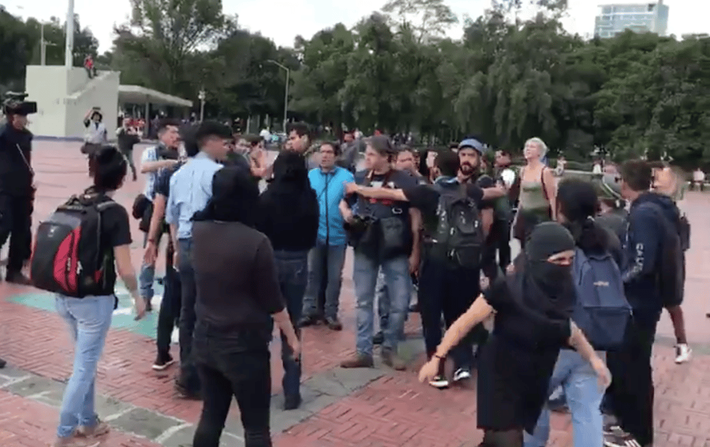 Estudiantes protestan contra acoso