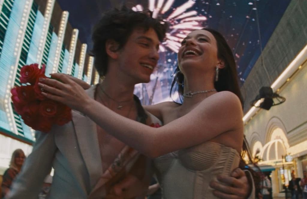 Anora con Mikey Madison, ¡es un peliculón! Te decimos por qué verla | Foto: Neon