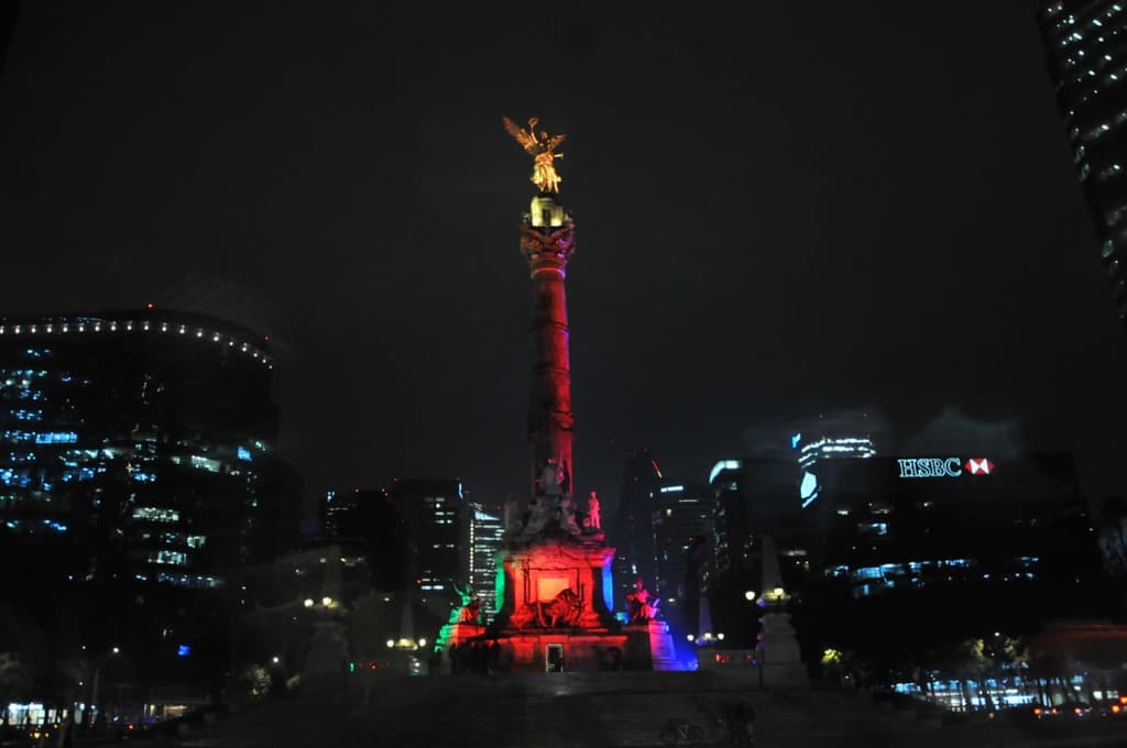 Iluminación por el mundial