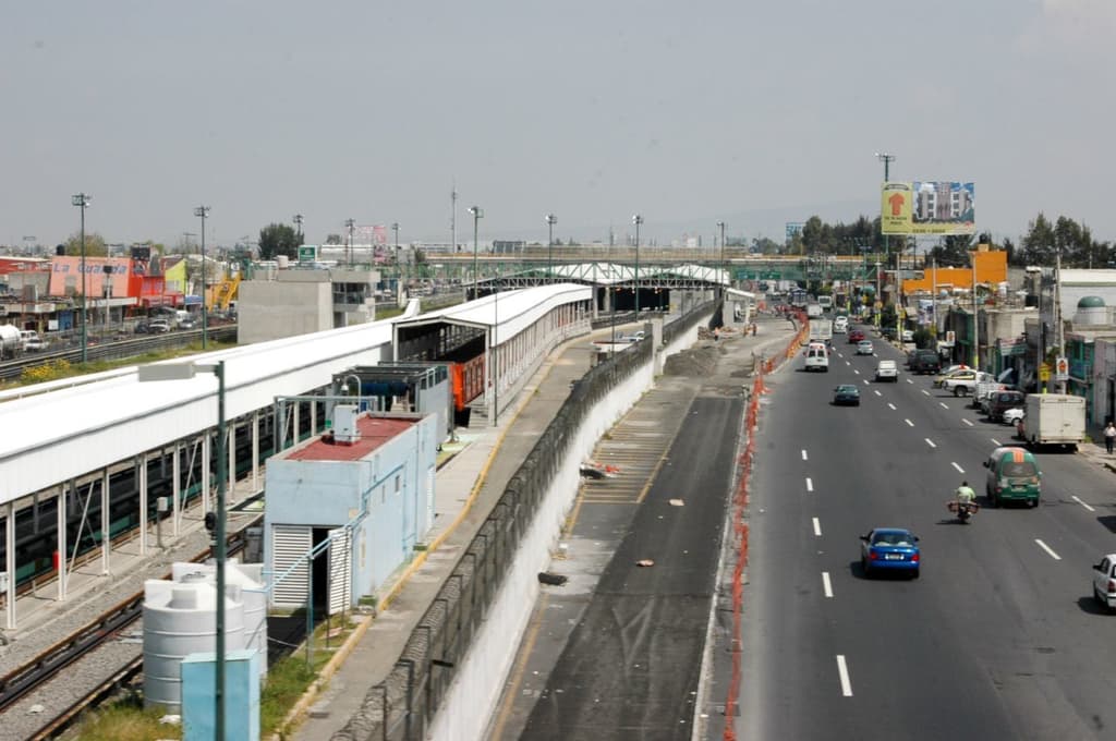 semáforo rojo en ecatepec
