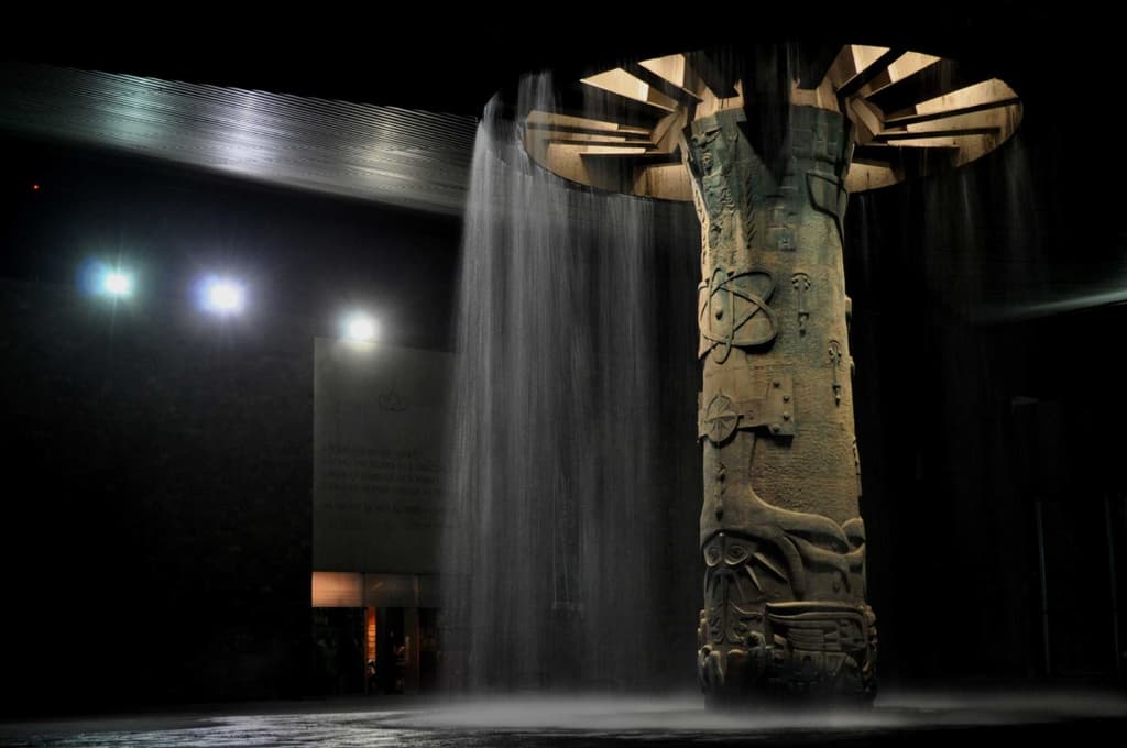 goteras en el Museo Nacional de Antropología