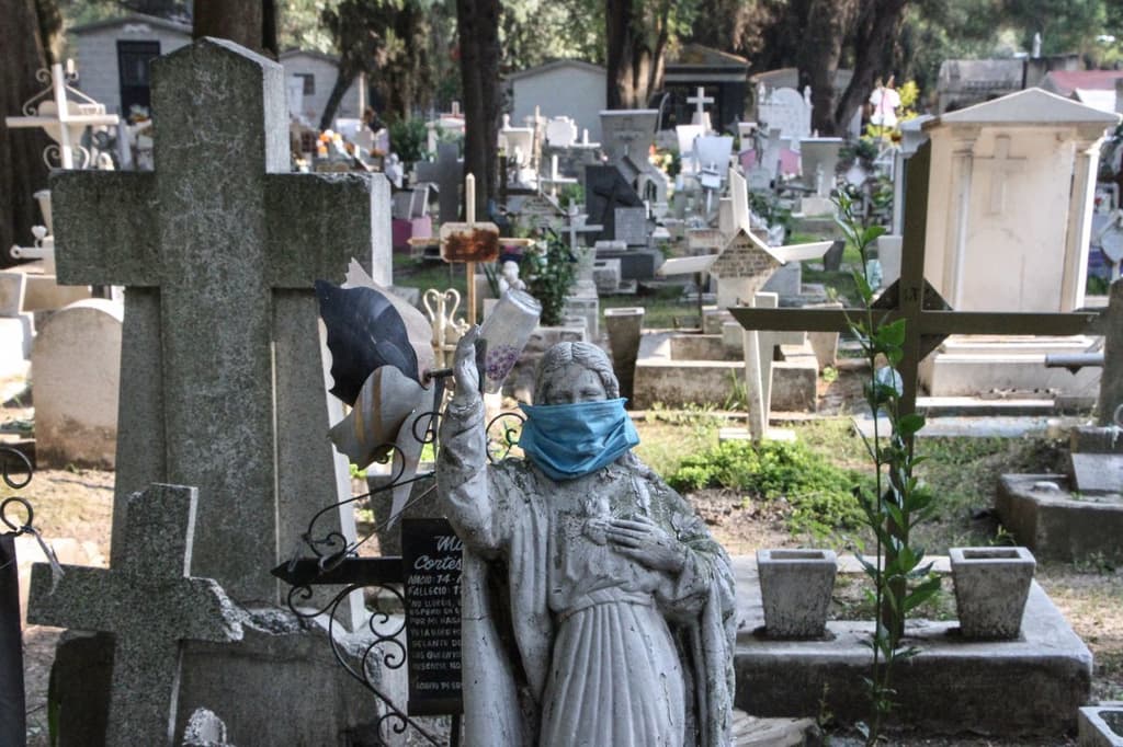 Operativo en panteones