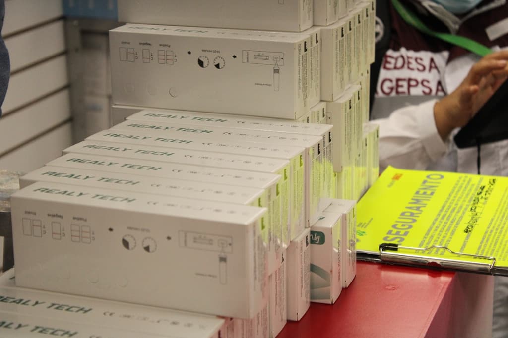 pruebas de covid sin autorización