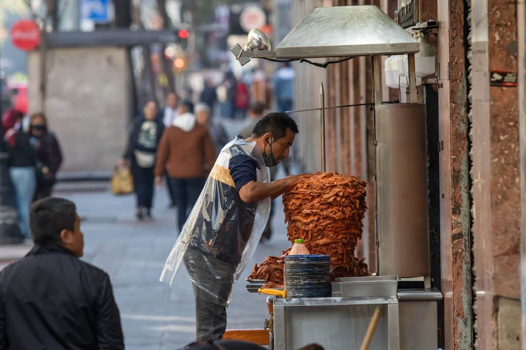 Preparación del trompo de pastor