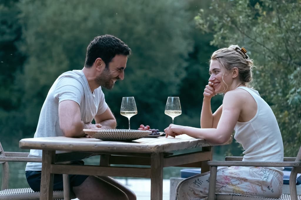¿Y si el amor de tu vida no fuera quien elegiste? All of You, una película que te hará llorar | Foto: Apple TV