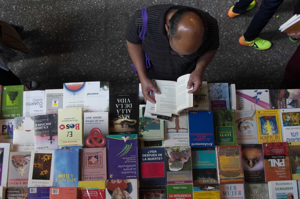 Remate de libros Auditorio