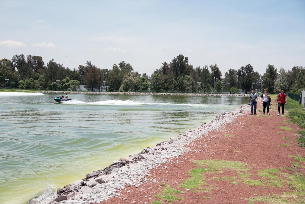 lago de ciudad deportiva