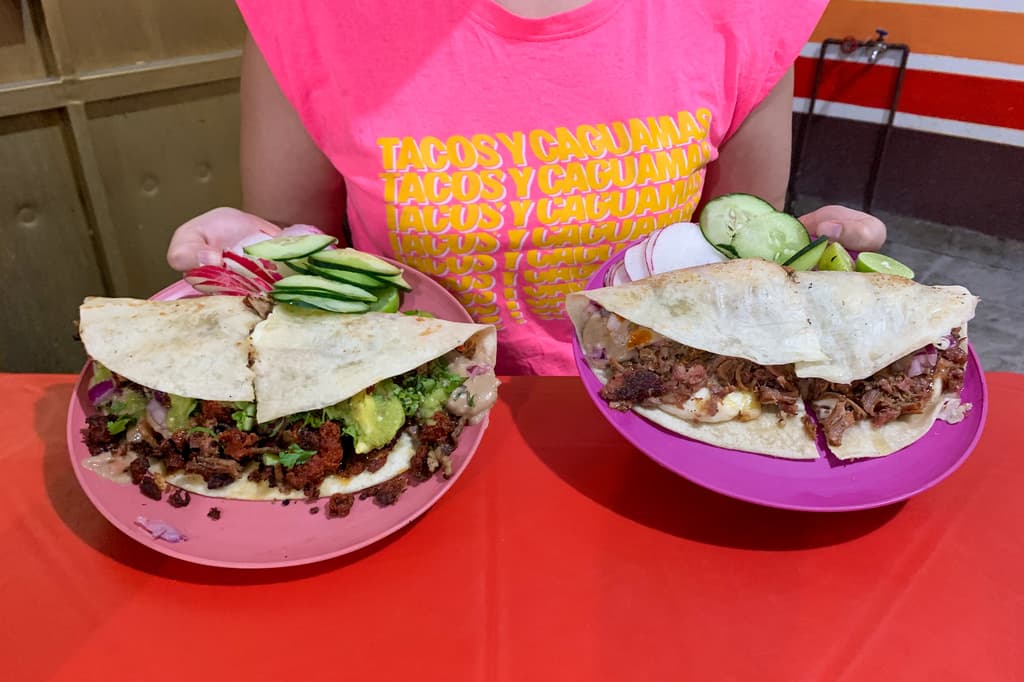 Taquería Las Muñecas