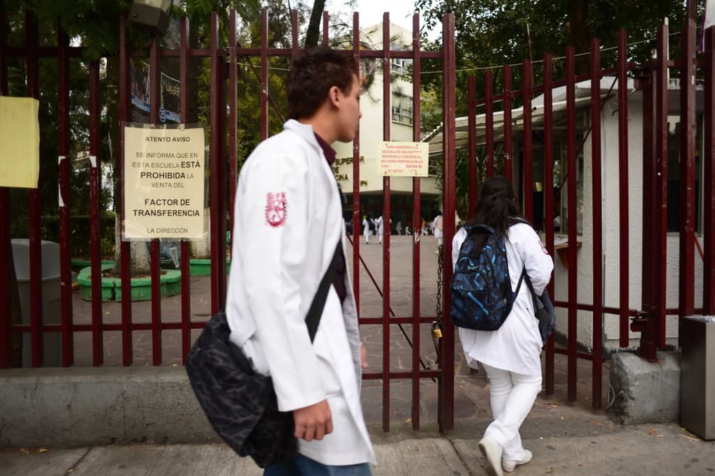 becas del Politécnico