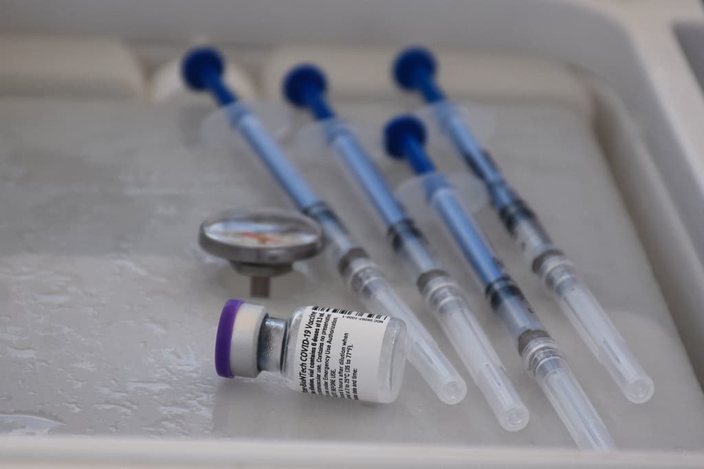 vacunación de personas de 40 años y más